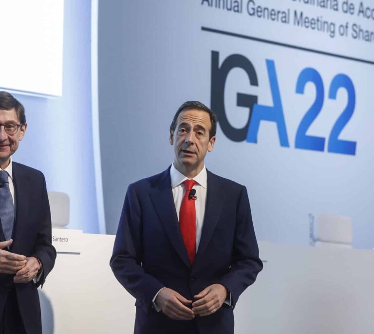 Goirigolzarri: CaixaBank afronta el futuro desde un "excelente punto de partida"