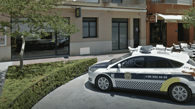 Un hombre mata a su hermano en Valencia y luego se suicida Policía Local de Canals (Valencia)
