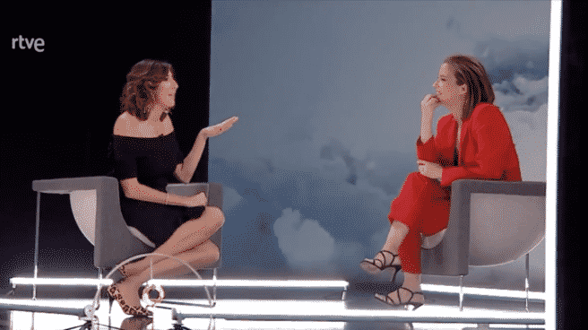 Paz Padilla hablando con María Casado en el último programa de 'Las tres puertas'