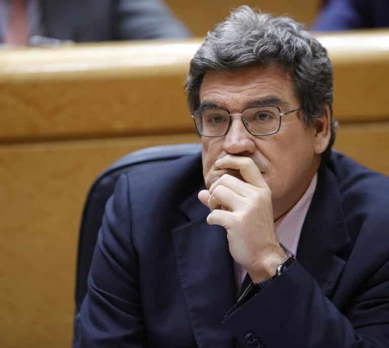 La idea de Escrivá de actualizar las pensiones con el IPC medio le costará 6.000 millones más