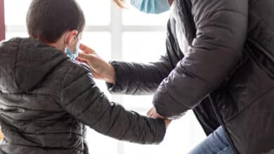 Docentes, centros y familias discrepan sobre la retirada de la mascarilla habiendo retomado las clases tras Semana Santa