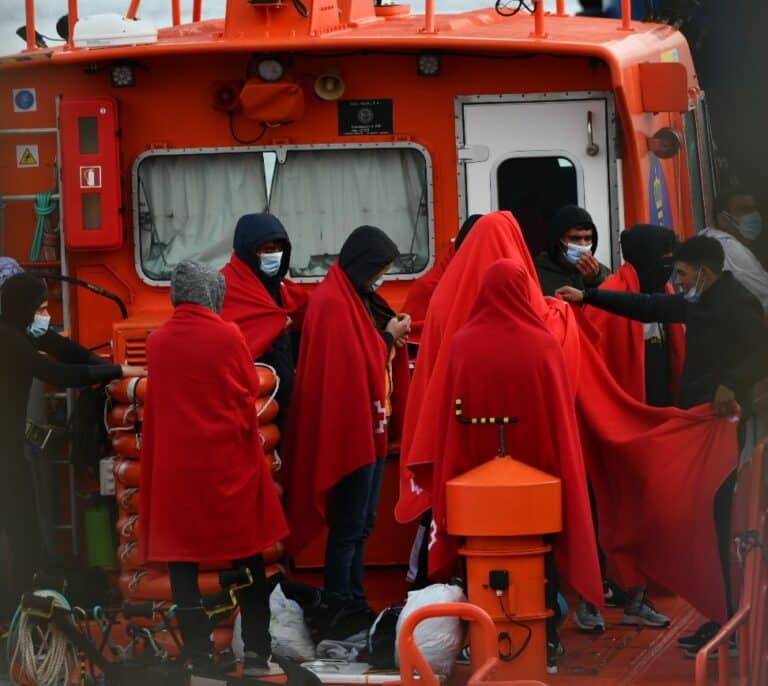 Interior instalará dos estaciones sensoras más en Ceuta para detectar pateras y narcolanchas