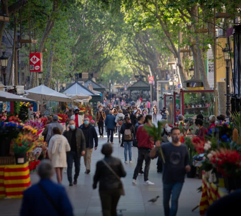 Madrid, Cataluña, Valencia y Andalucía absorben ya el 67% de la inmigración en España