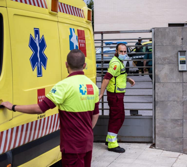 Herido grave un joven al intentarle amputar un brazo en un bar de copas de Madrid