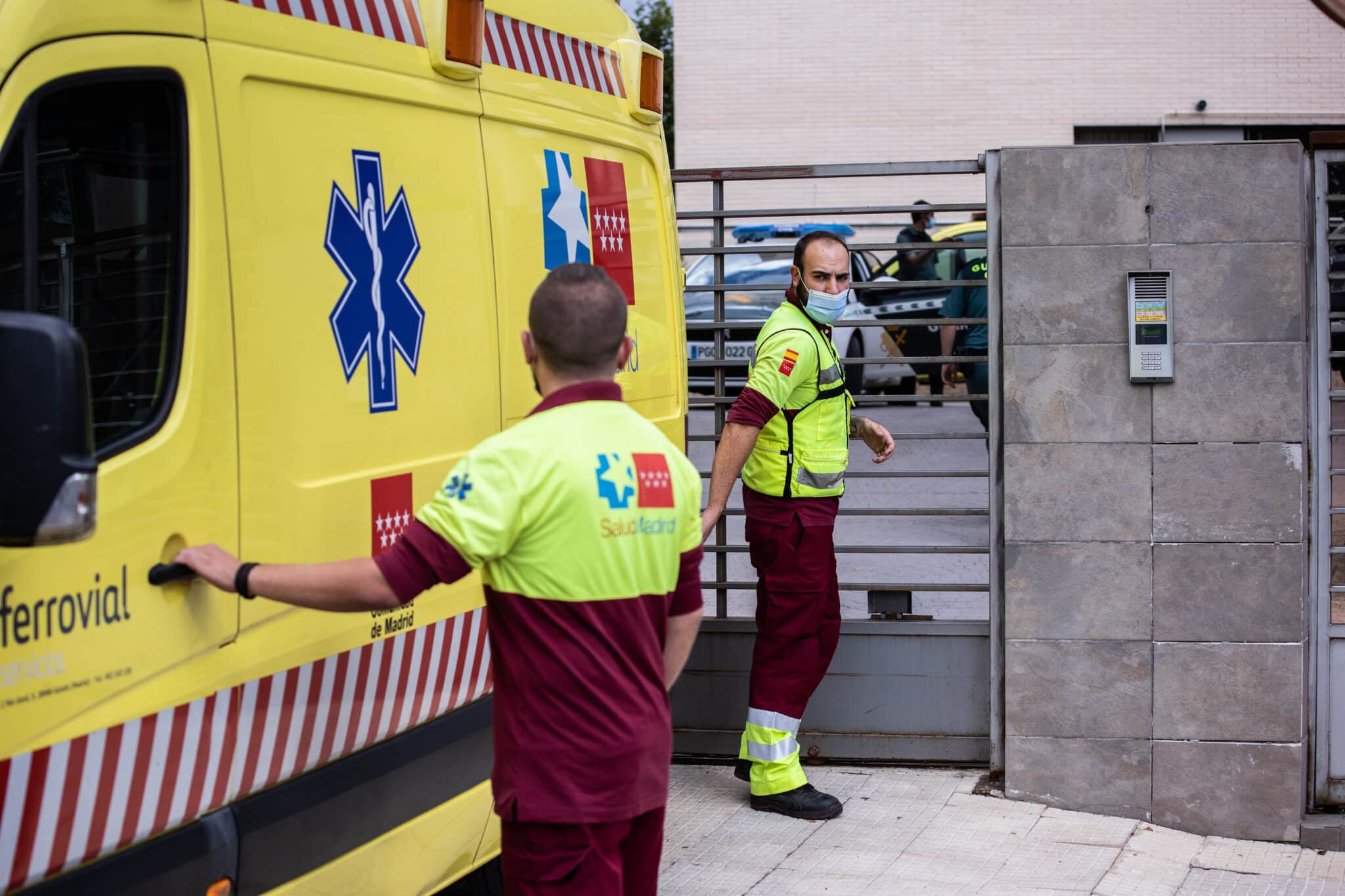 Herido grave un joven al intentarle amputar un brazo en un bar de copas de Madrid