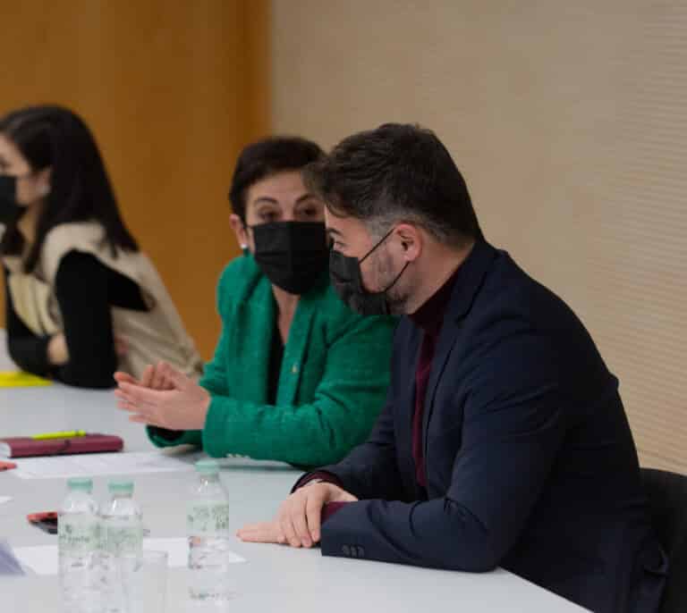 ERC pactó con Bildu que salvara el decreto para poder votar en contra