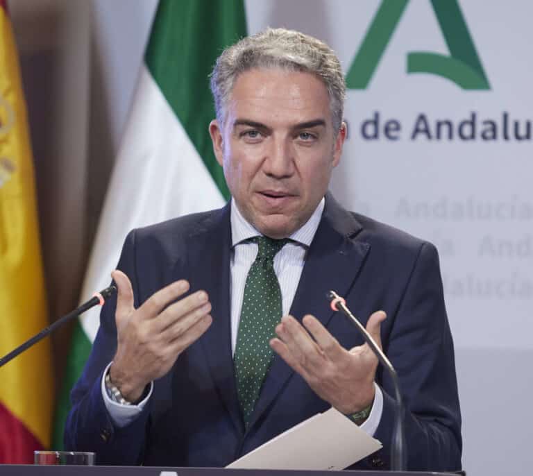 Feijóo elige a Elías Bendodo, mano derecha de Moreno, como coordinador general del PP