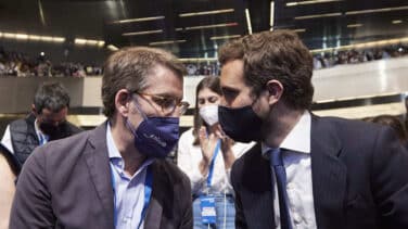 Feijóo, padre del PP con tabaco e 'Interviú'