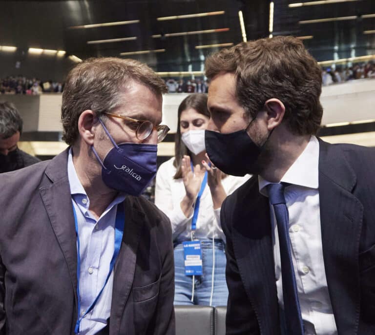 Feijóo, padre del PP con tabaco e 'Interviú'