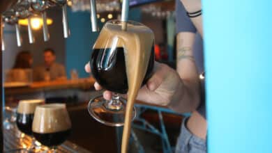 Sanidad niega que vaya a obligar a bares y restaurantes a eliminar el vino o la cerveza de sus menús