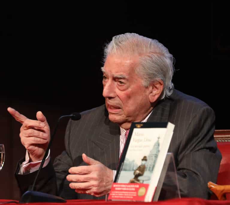 Galdós, por Vargas Llosa: "Era un escritor 'vulgar' e irregular pero cuando acertaba lo hacía de manera muy notable"