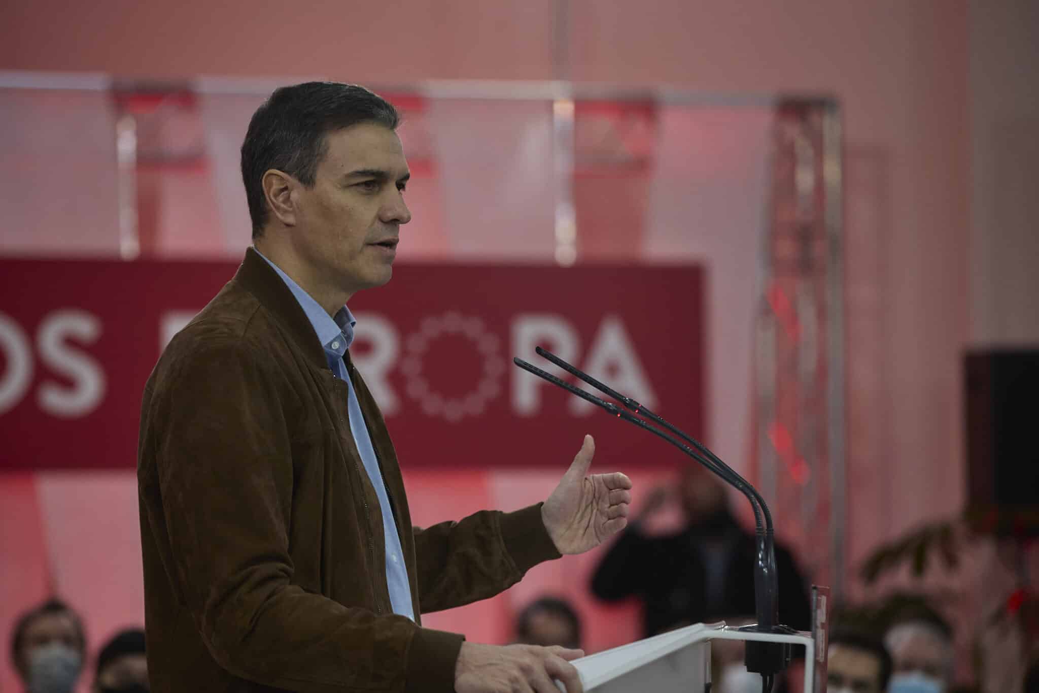 El presidente del Gobierno, Pedro Sánchez, interviene en un acto del PSOE
