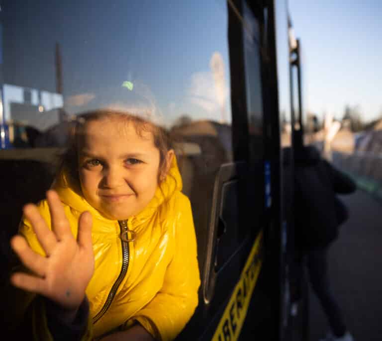 Ucrania anuncia acuerdos para la apertura de nueve corredores humanitarios este viernes