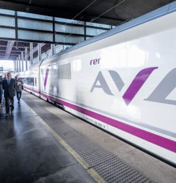 Los fuegos afectan a los trenes Madrid-Andalucía y a las circulaciones con [...]