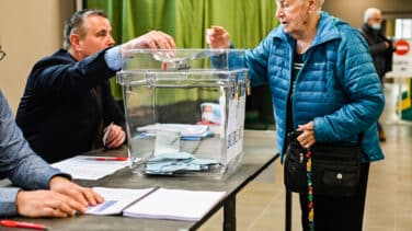 La participación a mediodía sube un punto en la segunda vuelta de las presidenciales francesas