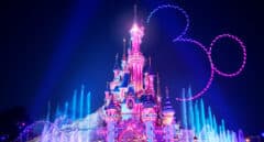 Nueva Minnie feminista y sostenible y una coreografía de 200 drones: Disneyland Paris llega a la barrera de los 30