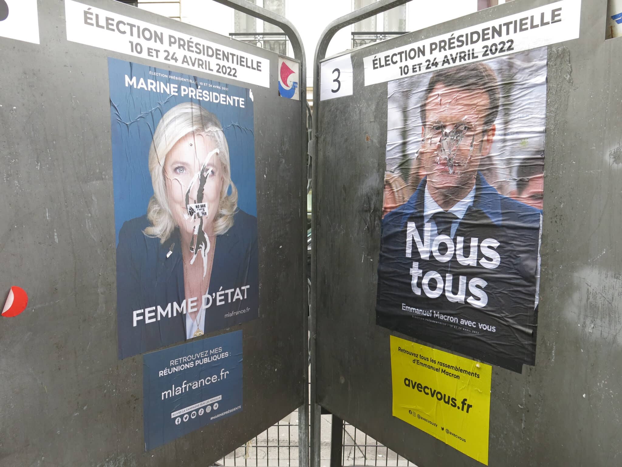 Cartel electoral de Marine Le Pen y Emmanuel Macron