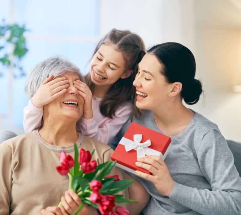 El colgante de Swarovski con más del 40% de descuento perfecto para el Día de la Madre 2022