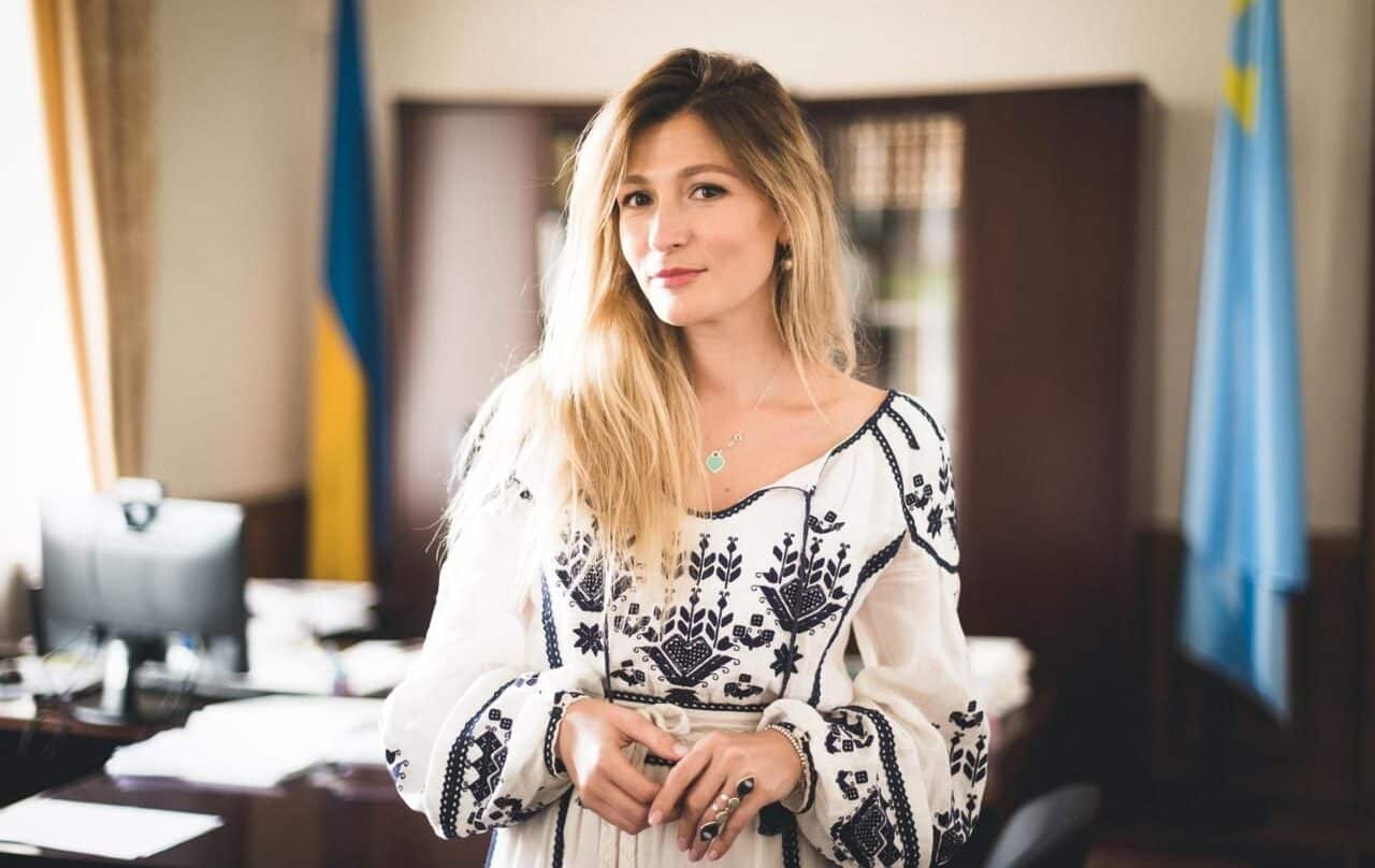 Emine Dzhaparova, viceministra ucraniano de Exteriores
