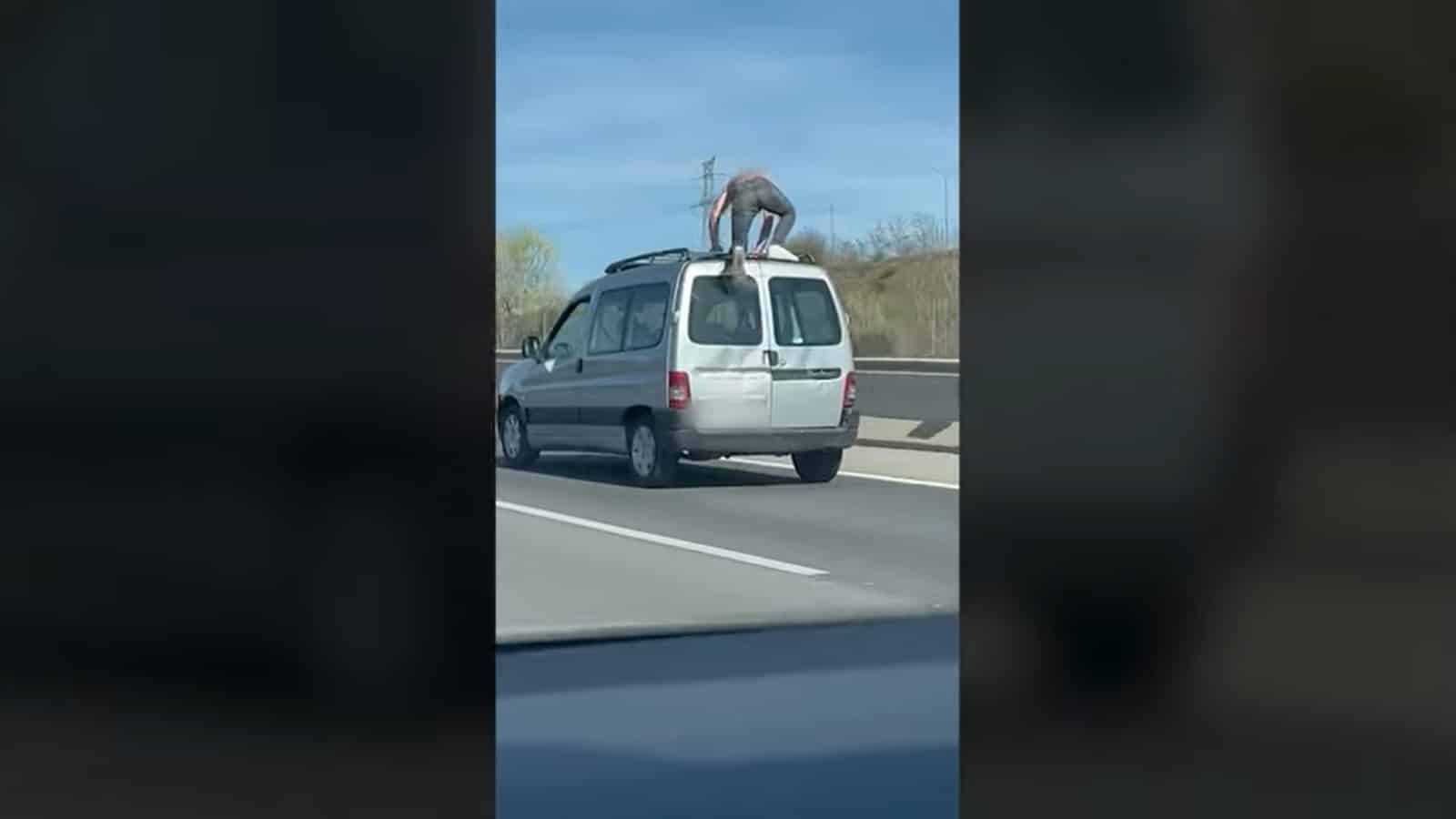 Detienen al 'Spiderman' de la carretera: el hombre que iba hacía piruetas sobre una furgoneta en marcha en Madrid