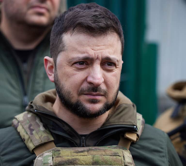 Zelenski pide estar alerta ante el posible uso de armamento nuclear por parte de Rusia