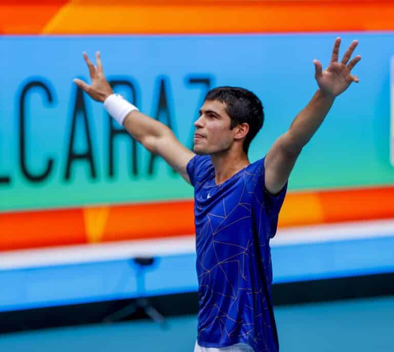 Alcaraz es un gigante de 18 años: conquista en Miami su primer Masters 1000