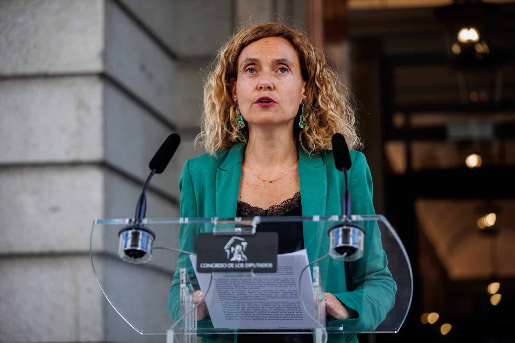 La presidenta del Congreso, Meritxell Batet, interviene en una rueda de prensa en el Congreso de los Diputados.