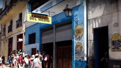 80 años de La Bodeguita del Medio, la tasca cubana de Hemingway y 'El Cigala'