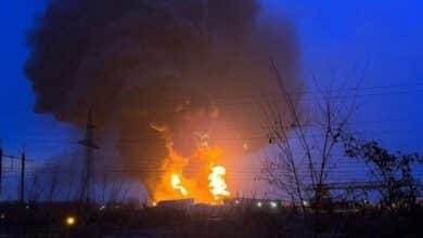 Moscú acusa a Ucrania de bombardear un depósito de crudo en territorio ruso