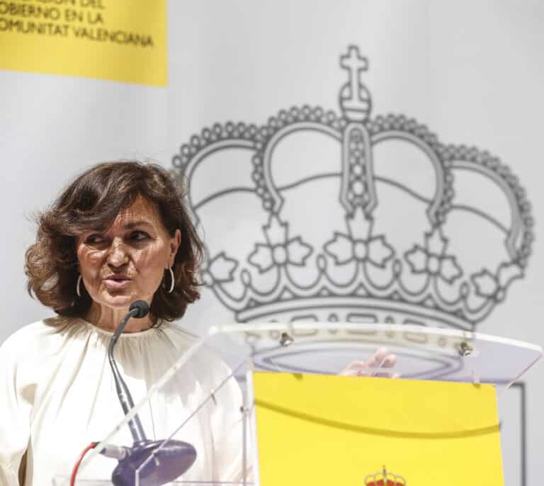 Carmen Calvo le dice a Ione Belarra que dimita si no le gusta ser ministra en una monarquía