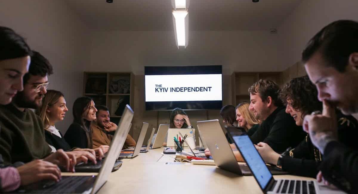 El Independiente de Kiev: "Nuestro reto es cubrir la guerra mientras somos sus víctimas"