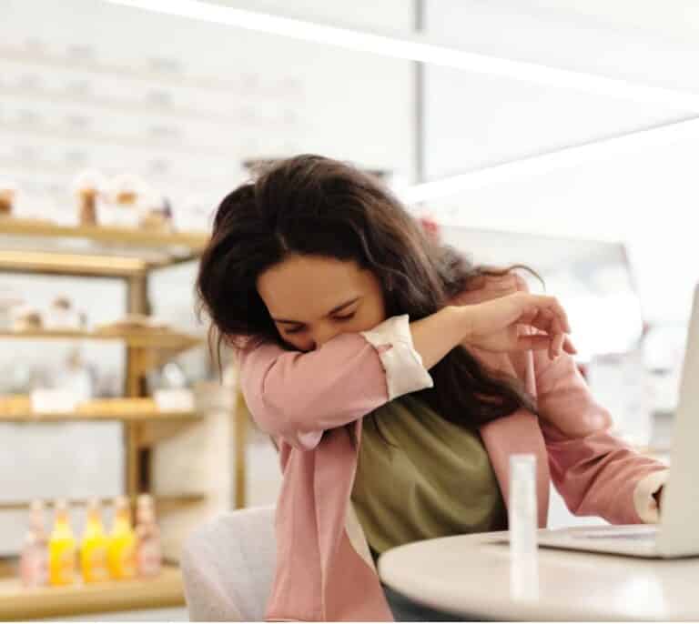 ¡Achís! Claves para saber si es un resfriado o alergia al polen