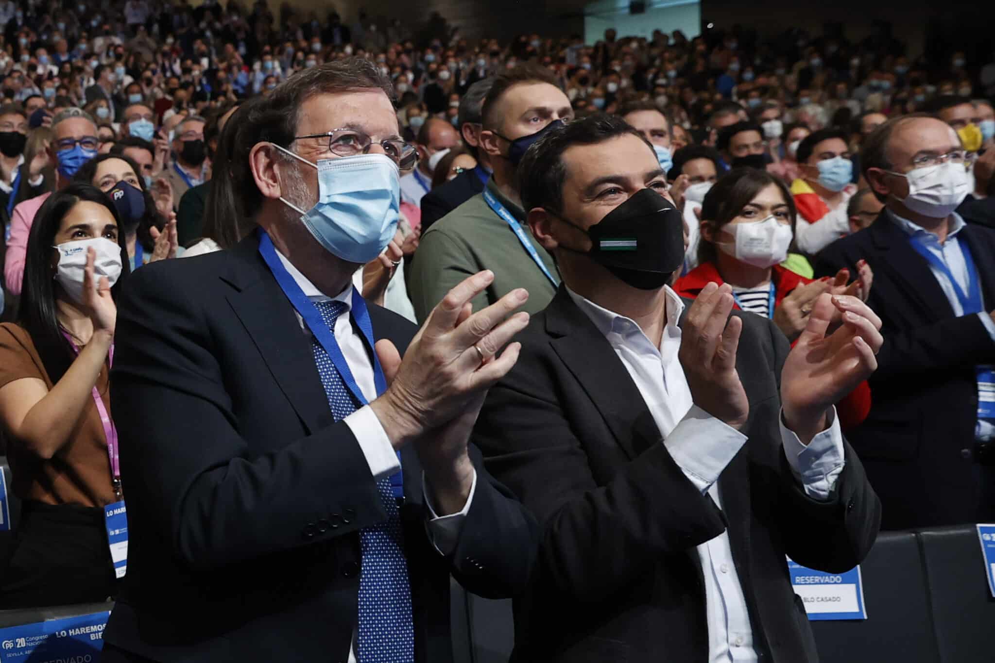 Rajoy y Moreno, en el Congreso del PP de Sevilla.