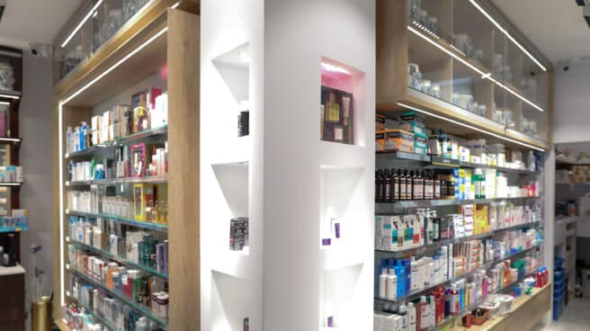 Imagen de medicamentos en una farmacia en Madrid.