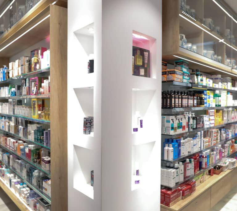 Esther Samper: “Hay medicamentos contra la tos y los mocos que son un peligro para los niños”