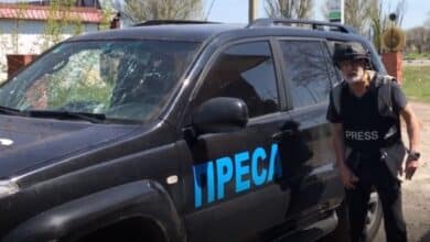 Un proyectil ruso alcanza el vehículo del enviado especial de RNE a Zaporiyia
