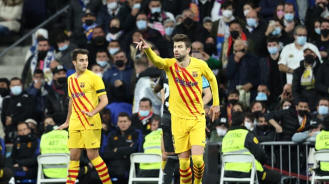 Piqué pidió a Rubiales la ayuda del emérito para cerrar los cobros pendientes en Arabia Gerard Piqué en un partido con el FC Barcelona