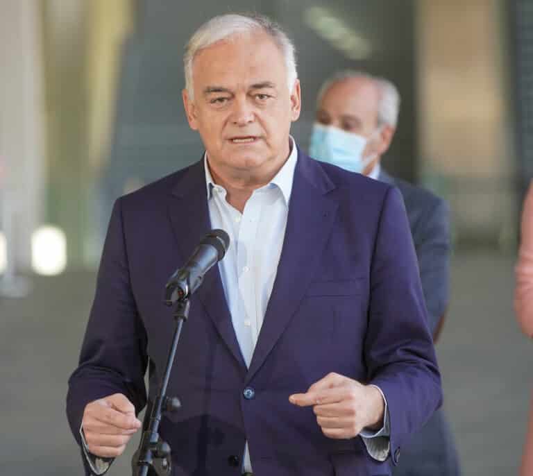 Feijóo propone a González Pons como interlocutor para renovar el CGPJ