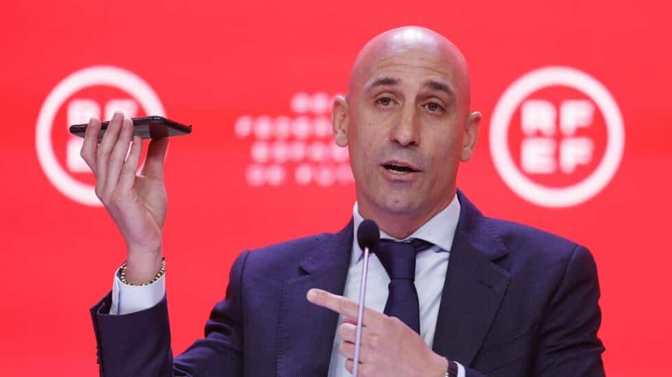 Rubiales, durante la rueda de prensa en la que explicó la polémica del contrato de la Supercopa