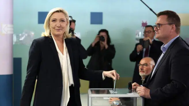 Le Pen encabeza las presidenciales en la mayoría de los territorios de ultramar