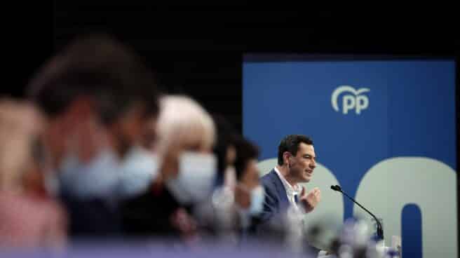El presidente del PP de Andalucía, Juanma Moreno, interviene en el XX Congreso Nacional del partido en Sevilla. El presidente del PP de Andalucía, Juanma Moreno, interviene en el XX Congreso Nacional del partido en Sevilla.