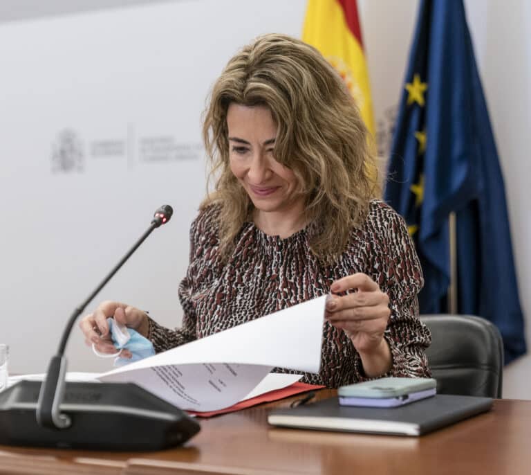 Las constructoras piden al Gobierno que alivie la "asfixia" energética de los contratos públicos