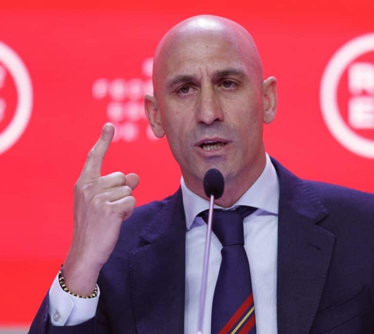 El ascenso de Rubiales: de líder sindical sin sueldo a ganar casi 900.000 euros