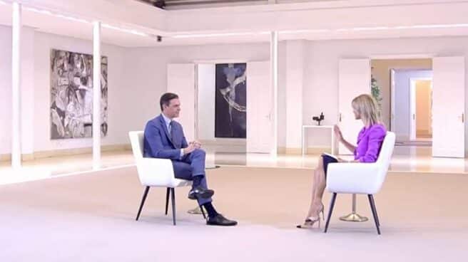 Sánchez: "O un Gobierno con Yolanda Díaz o el PP con la ultraderecha" Susana Griso entrevista a Pedro Sánchez en La Moncloa