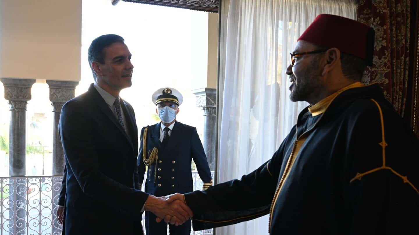 Pedro Sánchez y Mohamed VI en Rabat.