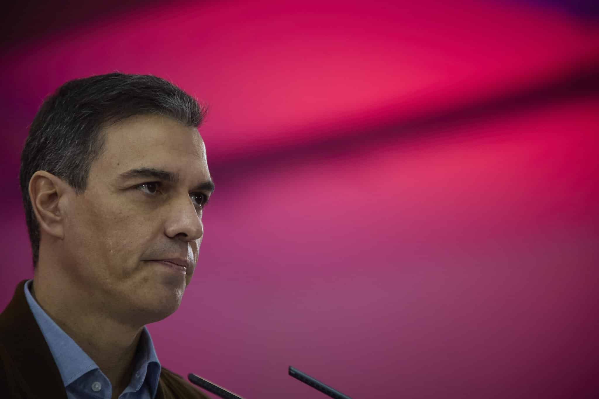 Sánchez ningunea a Podemos frente a Yolanda Díaz e Iglesias le acusa de perseguir el fin de los morados