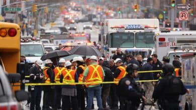 Un hombre abre fuego y deja explosivos sin detonar en el metro de Nueva York