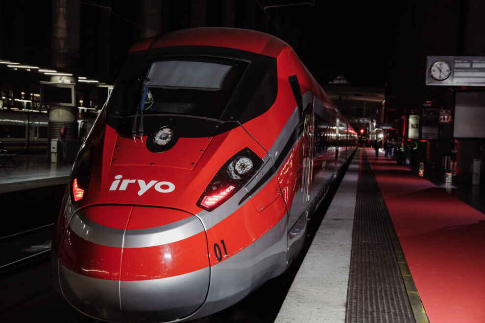 El primer tren de la flota de Iryo, en la Estación de Atocha (Madrid)