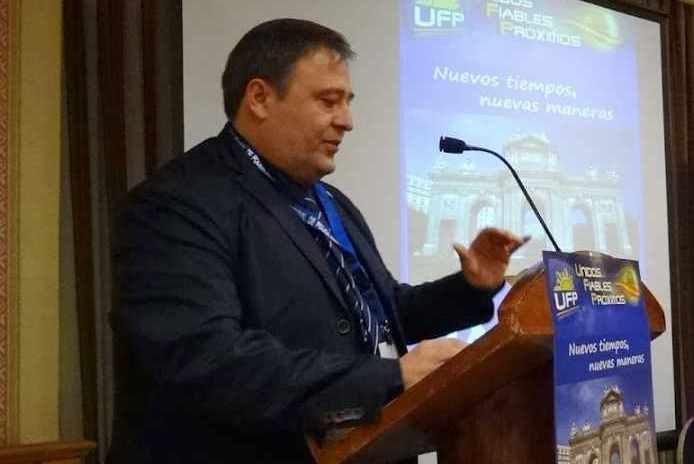 El secretario general de la UFP, Víctor Duque, en un congreso de su sindicato.