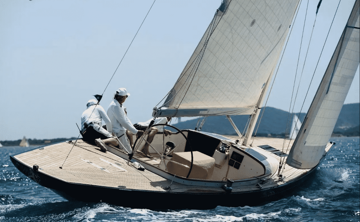 Velero Eagle 44, como el que se compró el hijo de Naty Abascal, Luis Medina